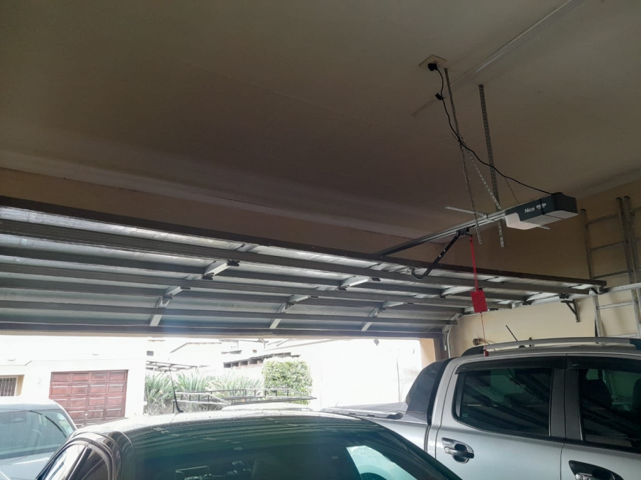 3 Bedroom Property for Sale in Waterval East North West